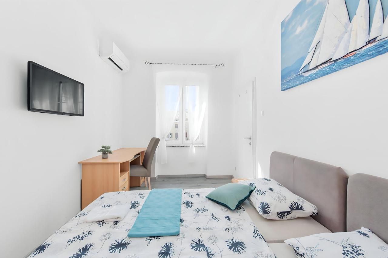 Little Flower City Studio 5 - Rijeka Rent المظهر الخارجي الصورة